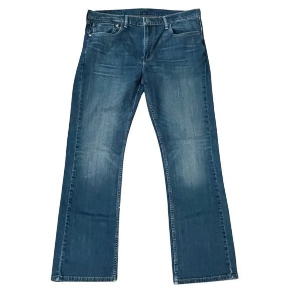 Levi's 627 Straight Leg Zip Fly Medium Wash Denim Jeans Men's Size 36‎ x 32